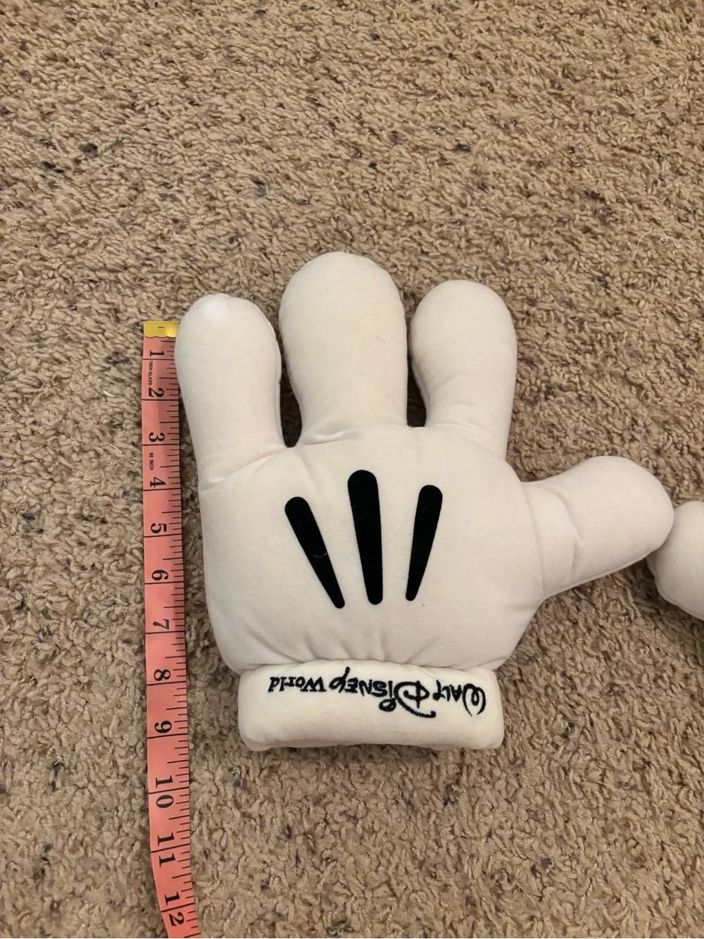 Walt Disney World Mickey Gloves Plush Hand Pair - White